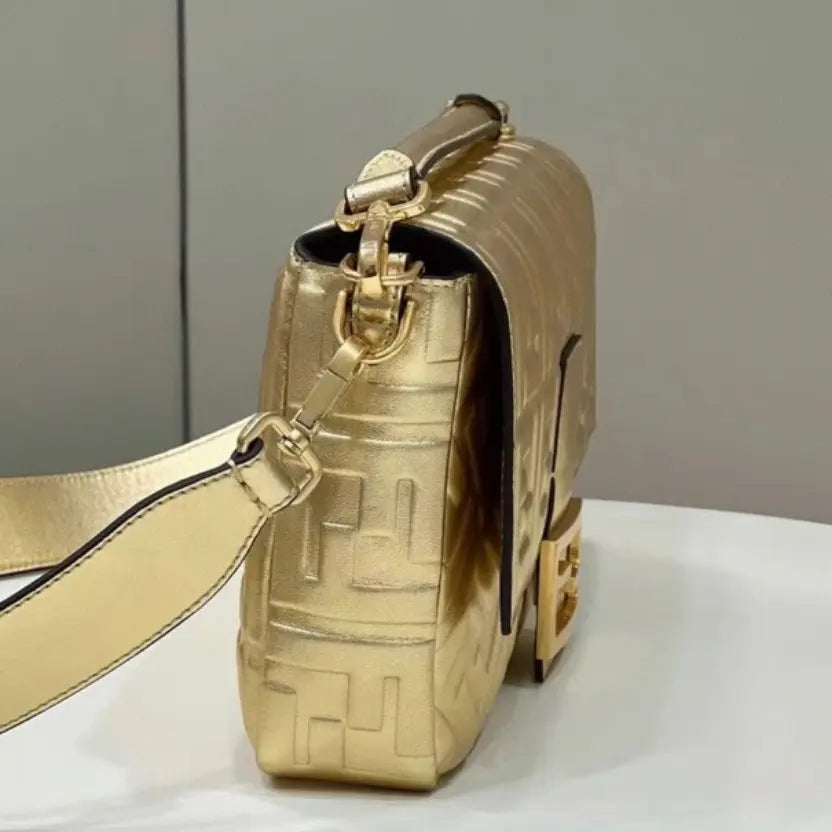 Boutique Quality || Fendi Large Baguette Bag In Gold FF