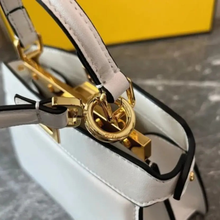 Boutique Quality || Fendi Peekaboo ISeeU Petite Bag In White Nappa Leather