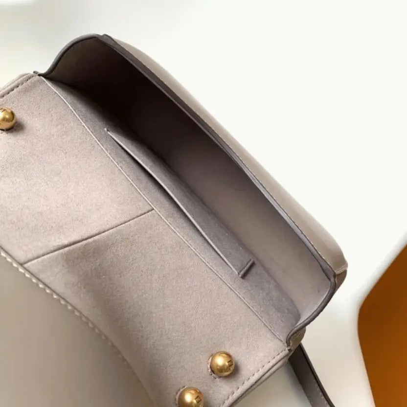 Boutique Quality || Fendi C’mon Medium Bag in Grey