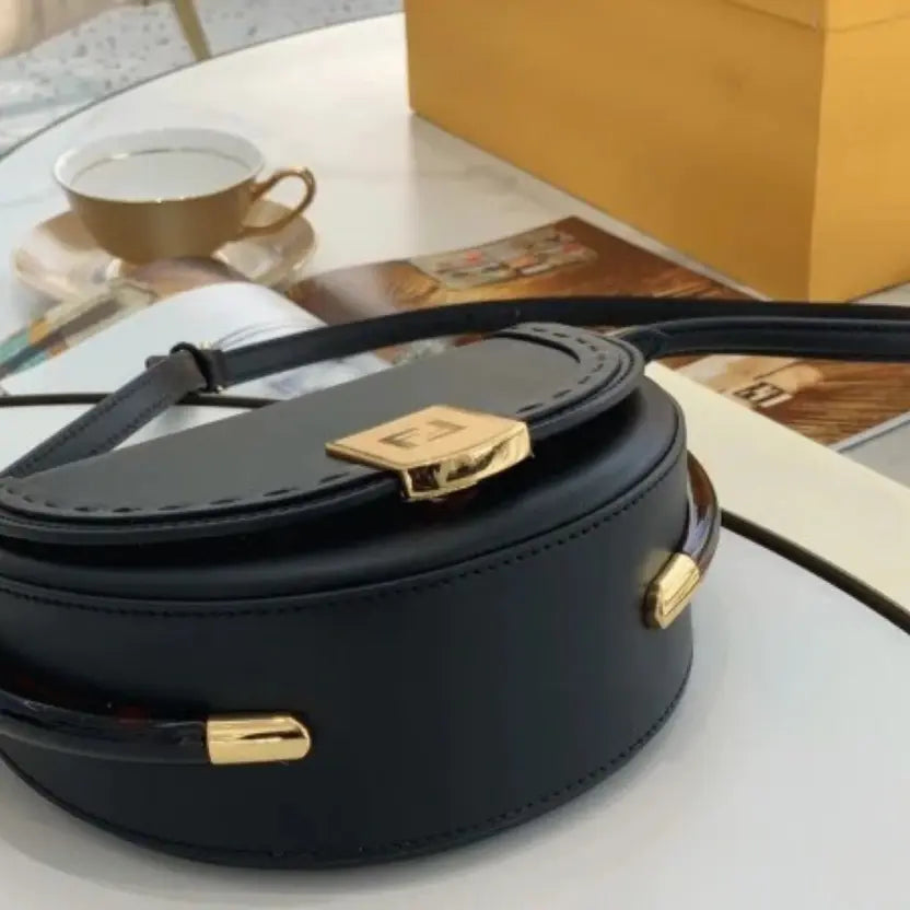 Boutique Quality || Fendi Moonlight Saddle Bag In Black Calfskin