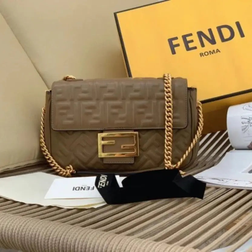 Boutique Quality || Fendi Baguette Chain Midi Bag In Taupe