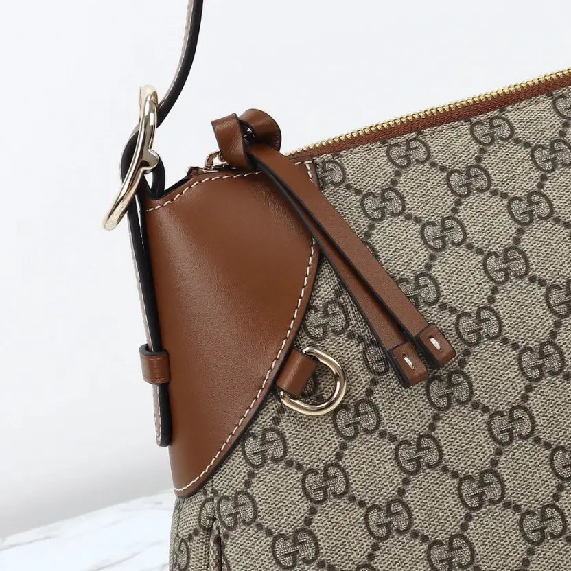 Boutique Quality ||  815217  || Gucci Shoulder Bag