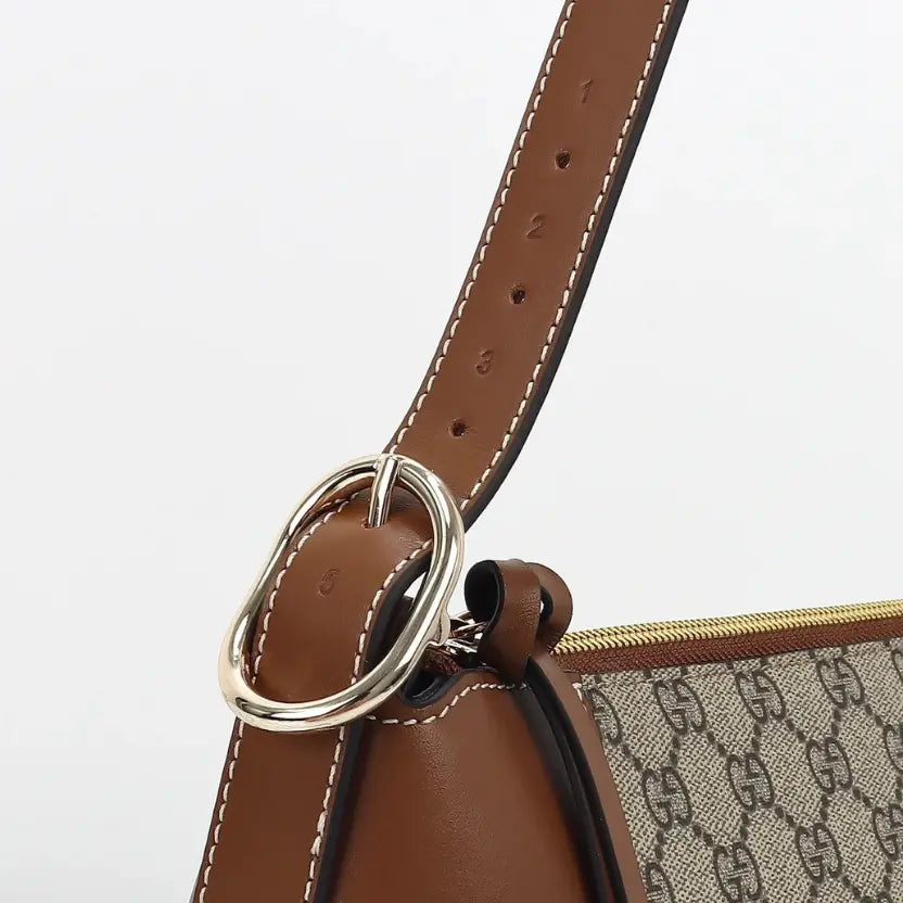 Boutique Quality ||  815217  || Gucci Shoulder Bag