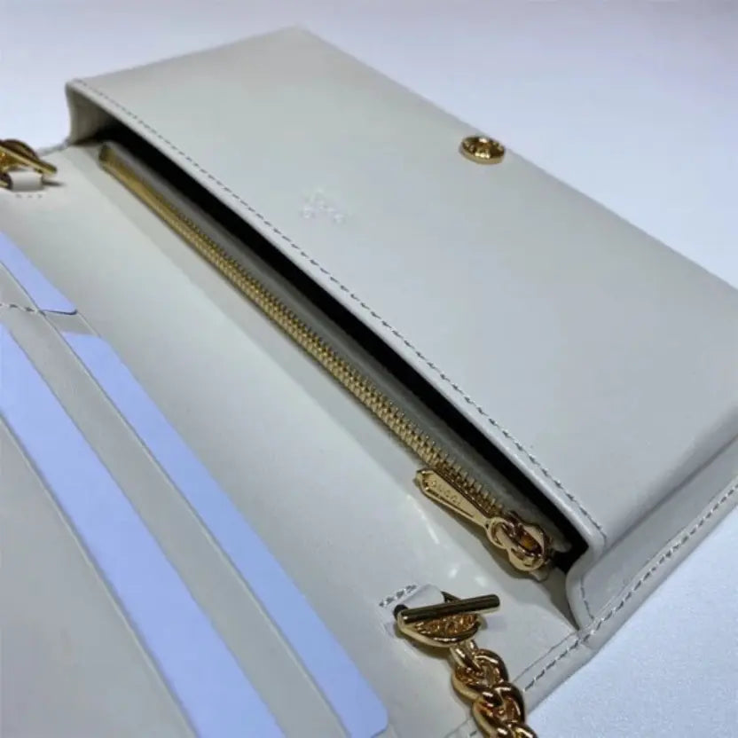 Boutique Quality || 621892 || Gucci Horsebit 1955 Wallet With Chain