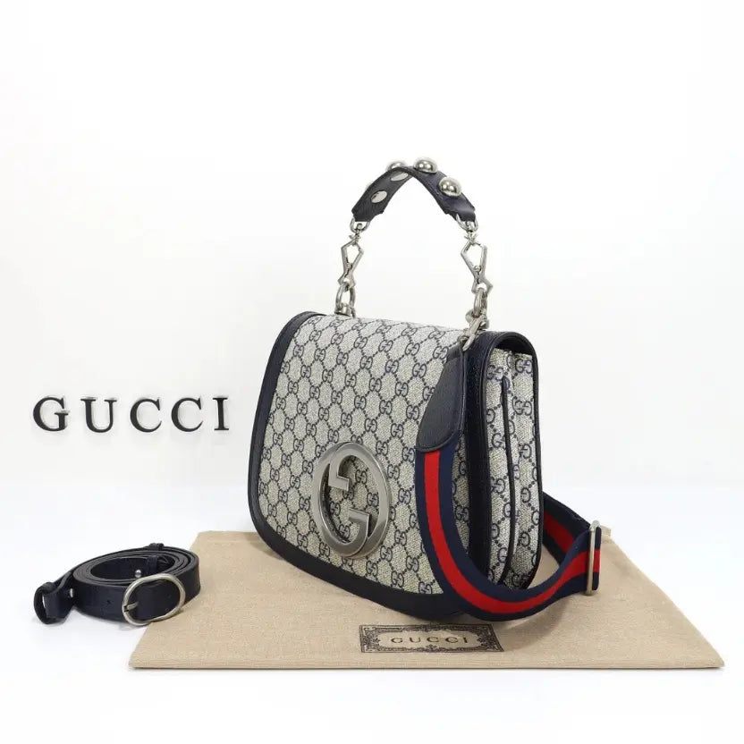 Boutique Quality ||  721172  || Gucci Crossbody Bag