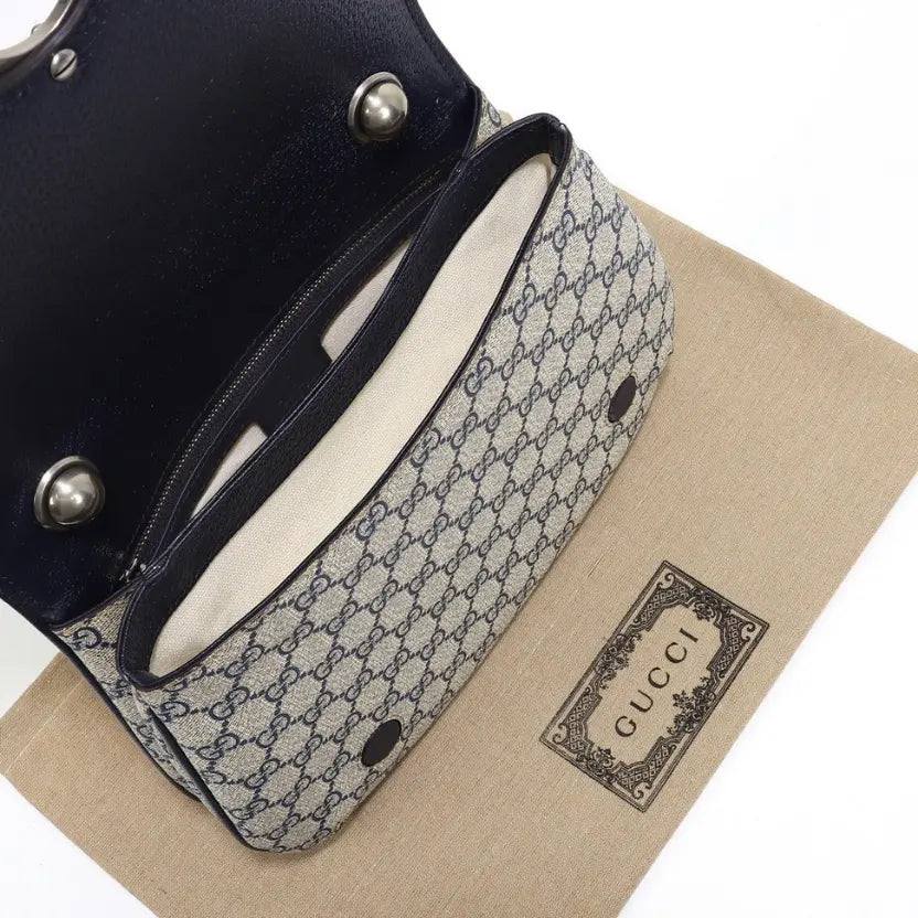 Boutique Quality ||  721172  || Gucci Crossbody Bag
