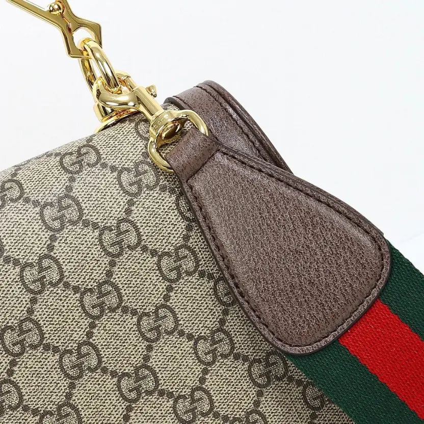 Boutique Quality ||  721172 || Gucci Crossbody Bag