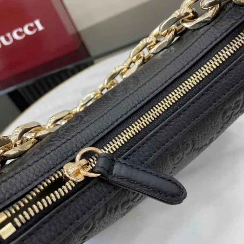 Boutique Quality || 815409 || GG Emblem Small Shoulder Bag