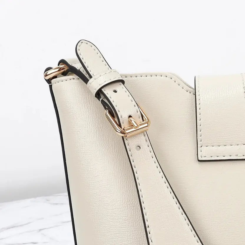 Boutique Quality || 782908 || Gucci Crossbody Bucket Bag