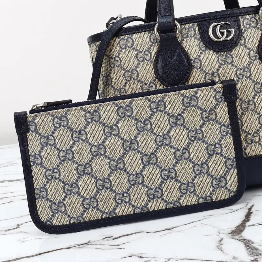 Boutique Quality ||  811716 || Gucci Handbag with Wallet