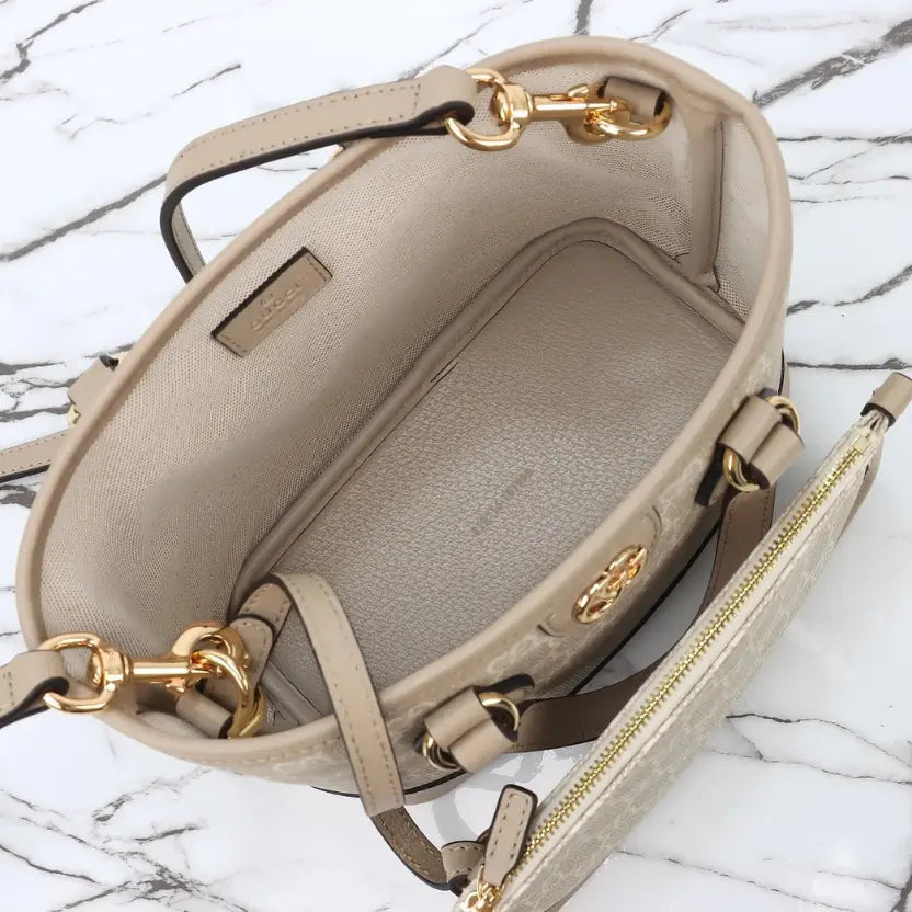 Department Store Quality || 811716 || Gucci Handbag with Wallet