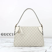 Boutique Quality ||  815216 || Gucci Shoulder Bag