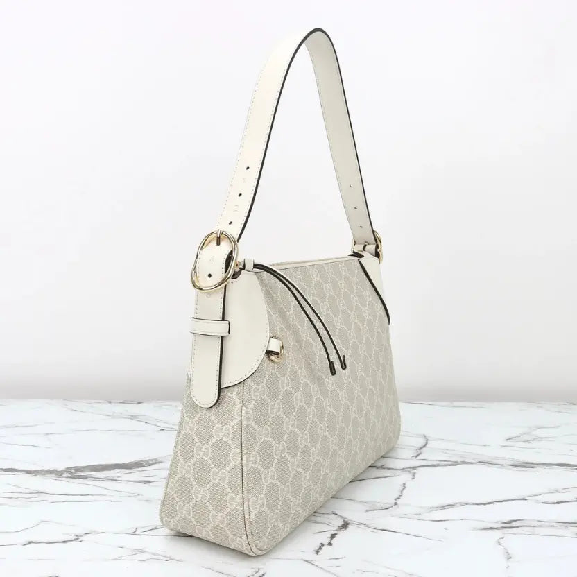 Boutique Quality ||  815216 || Gucci Shoulder Bag
