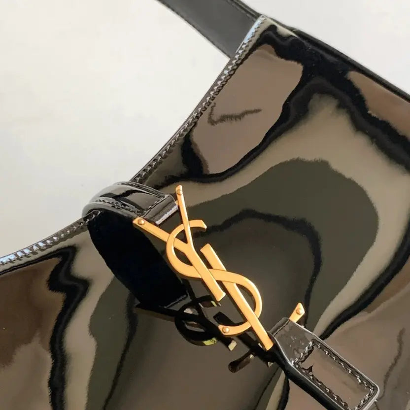 Boutique Quality || YSL Black patent Leather Underarm Bag