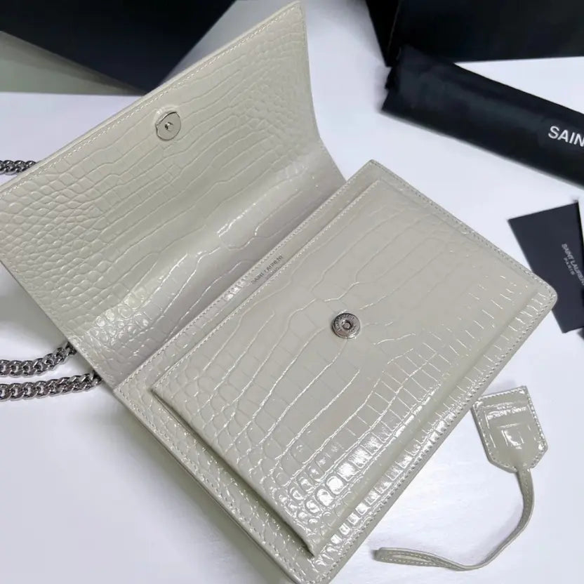 Boutique Quality || YSL Classic Sunset Bag in White