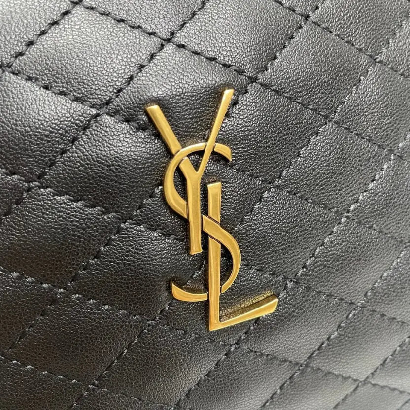 Boutique Quality || YSL Leather Shell Bag in Black