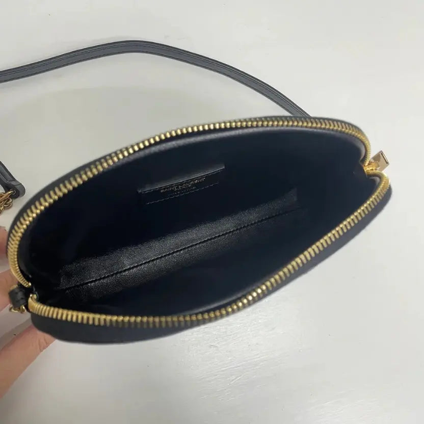 Boutique Quality || YSL Leather Shell Bag in Black