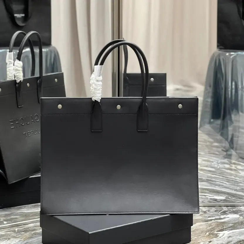 Boutique Quality || YSL Rive Gauche Tote Bag in Black