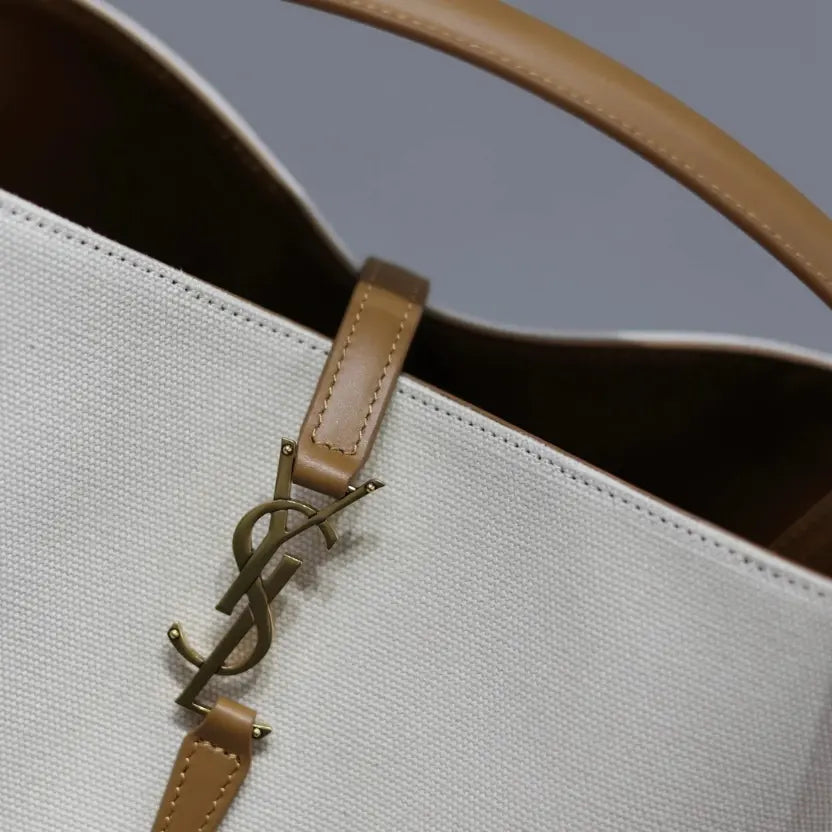 Boutique Quality || YSL Bucket Bag with a Tote Handle