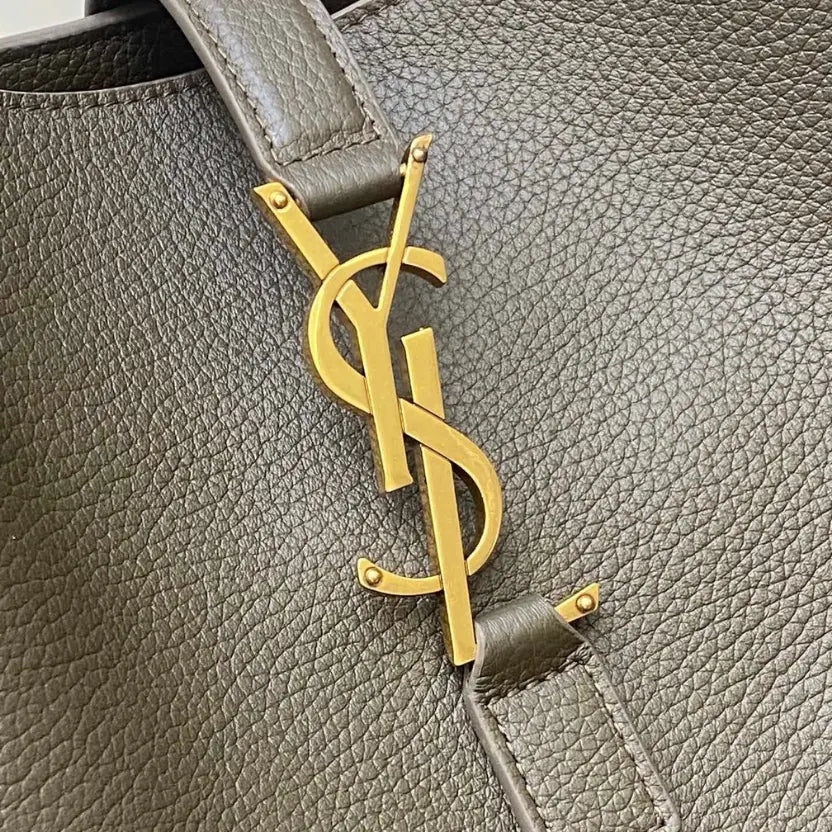 Boutique Quality || YSL Green Leather Handbag