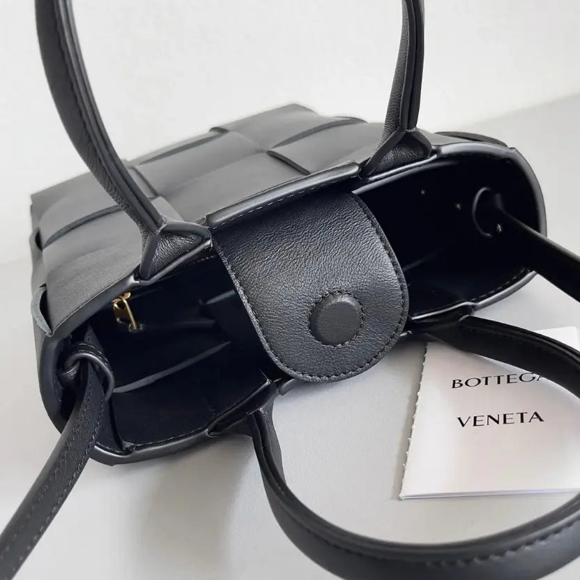 Boutique Quality || Bottega Veneta Cassette Mini Tote Bag Black