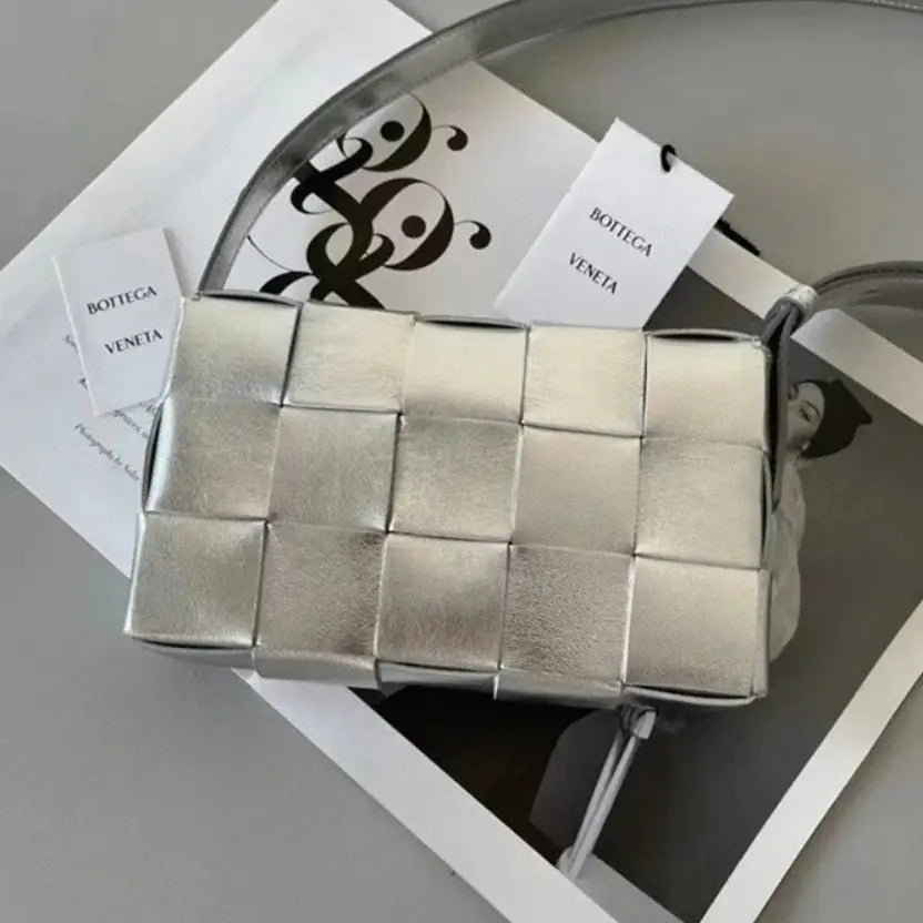 Boutique Quality || Bottega Veneta Cassette Bag In Silver
