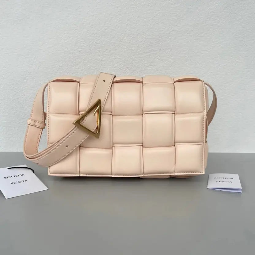 Boutique Quality || Bottega Veneta Padded Cassette Bag In Melon