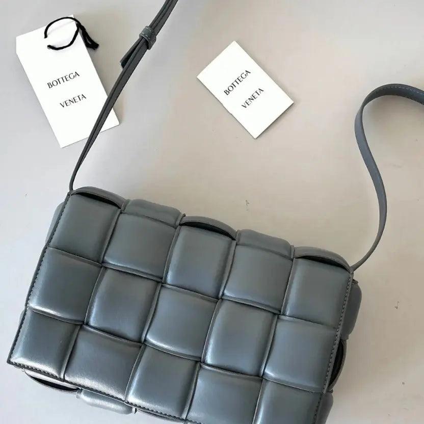 Boutique Quality || Bottega Veneta Padded Cassette Bag In Thunder