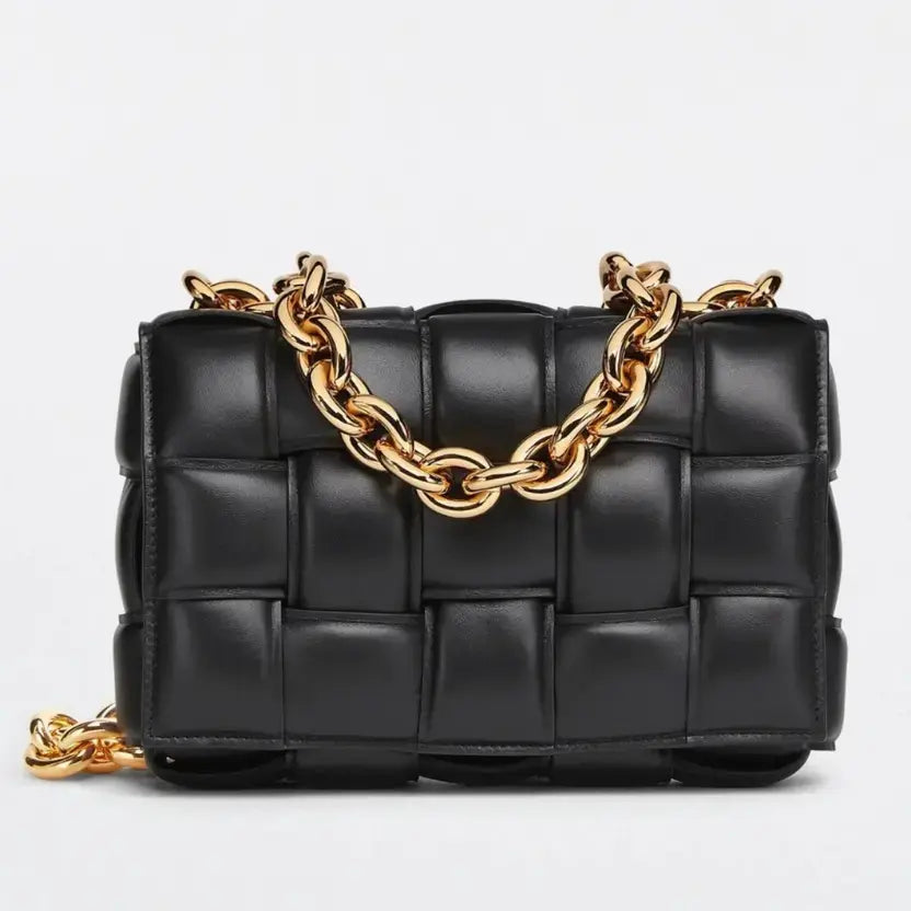 Boutique Quality || Bottega Veneta Chain Cassette Bag In Fondant