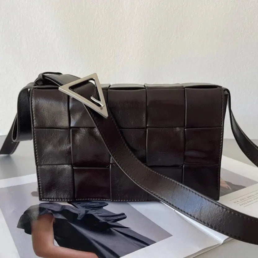 Boutique Quality || Bottega Veneta Cassette Bag In Fondant