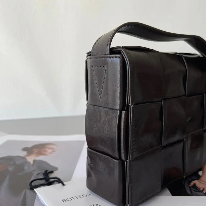 Boutique Quality || Bottega Veneta Cassette Bag In Fondant