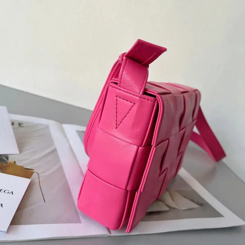 Boutique Quality || Bottega Veneta Cassette Bag In Lollipop