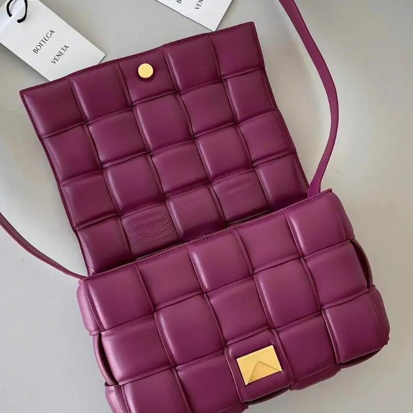 Boutique Quality || Bottega Veneta Padded Cassette Bag In Cinnabar