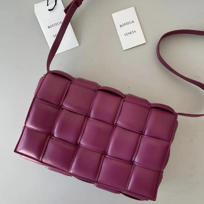 Boutique Quality || Bottega Veneta Padded Cassette Bag In Cinnabar