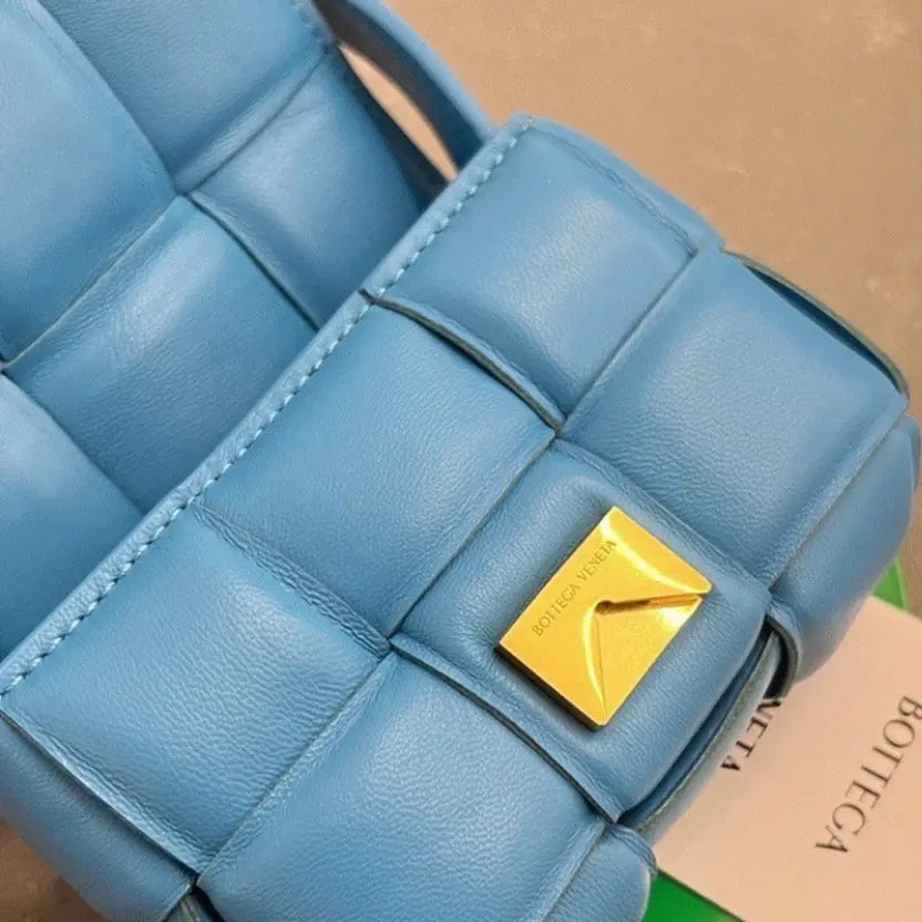 Boutique Quality || Bottega Veneta Candy Padded Cassette Bag In Pool
