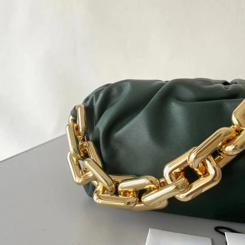 Boutique Quality || Bottega Veneta The Chain Pouch Bag Raintree