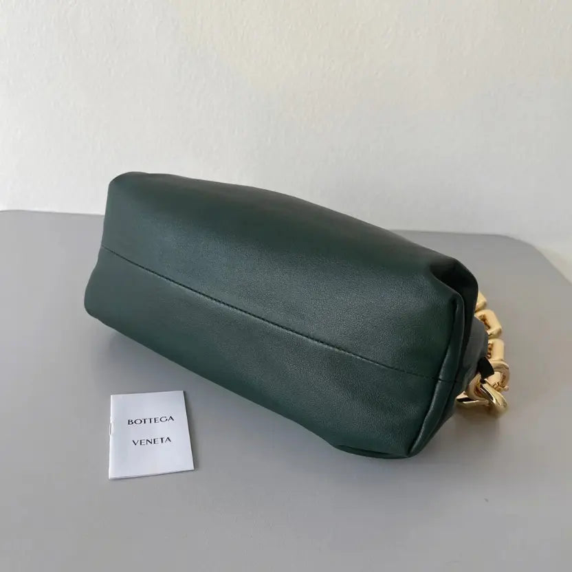 Boutique Quality || Bottega Veneta The Chain Pouch Bag Raintree