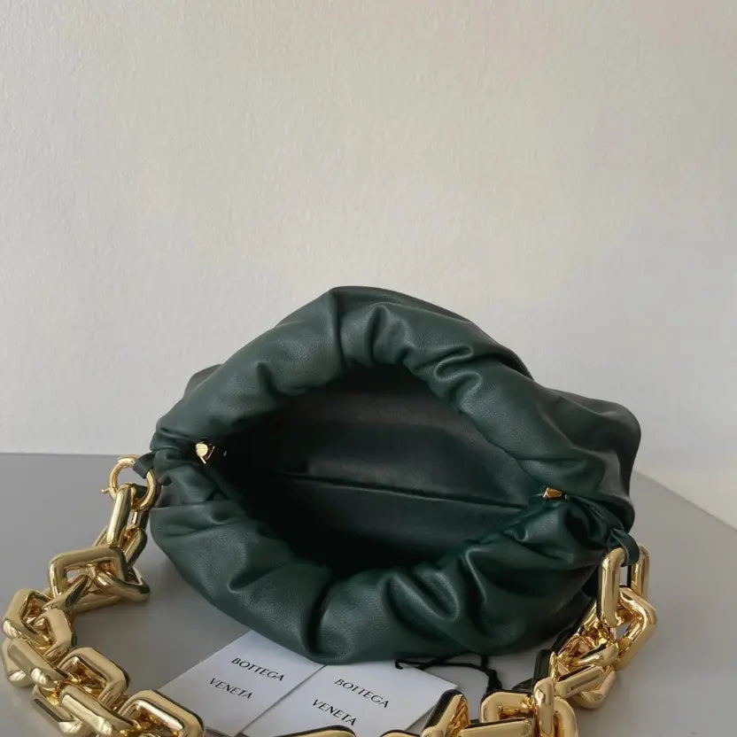 Boutique Quality || Bottega Veneta The Chain Pouch Bag Raintree