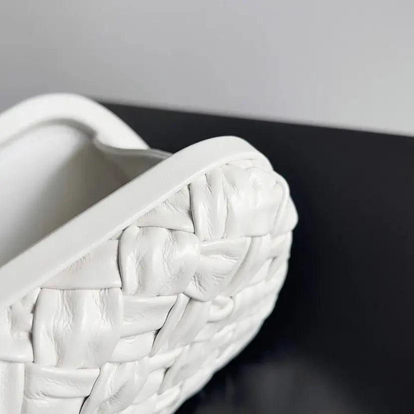 Boutique Quality || Bottega Veneta Knot Minaudiere Clutch White Foulard
