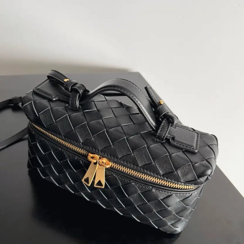 Boutique Quality || Bottega Veneta Bang Bang Vanity Case Black