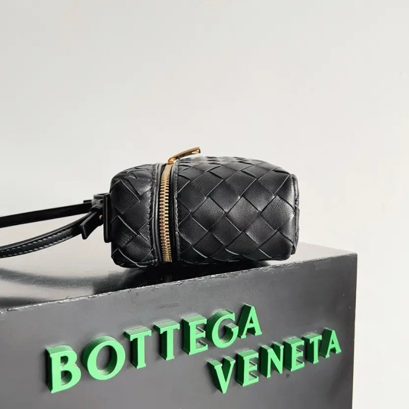 Boutique Quality || Bottega Veneta Bang Bang Vanity Case Black