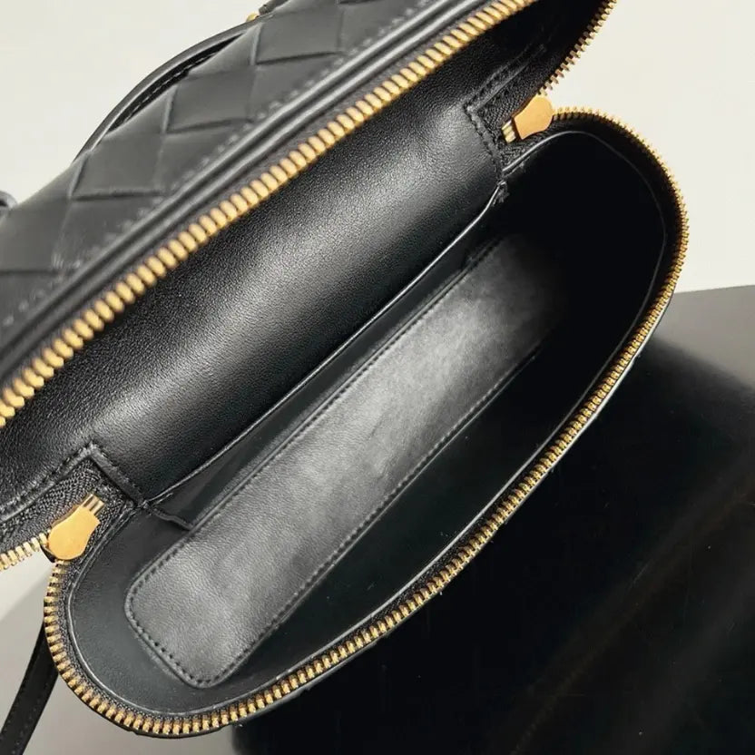 Boutique Quality || Bottega Veneta Bang Bang Vanity Case Black