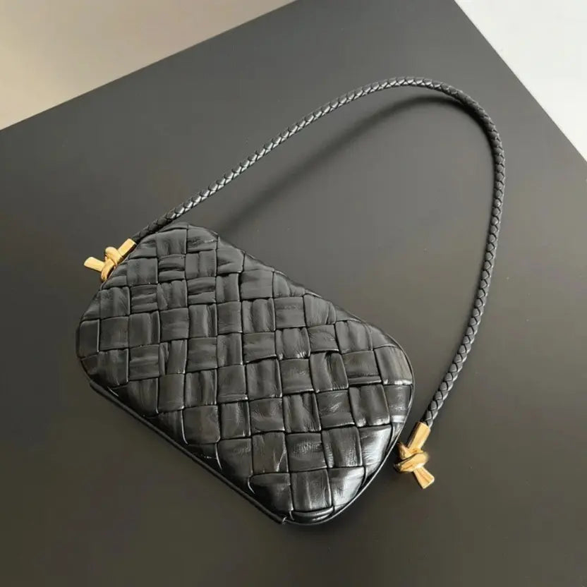 Boutique Quality || Bottega Veneta Knot Minaudiere On Strap Black Foulard Intreccio Leather