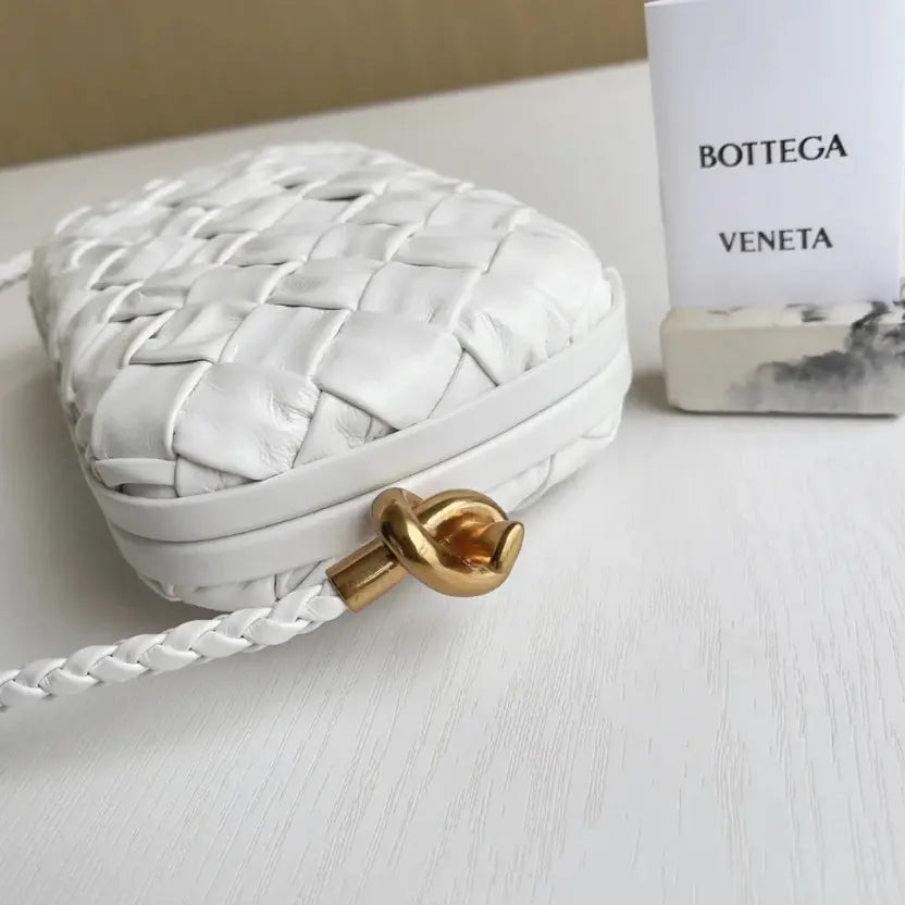 Boutique Quality || Bottega Veneta Knot Minaudiere On Strap White Foulard Intreccio Leather
