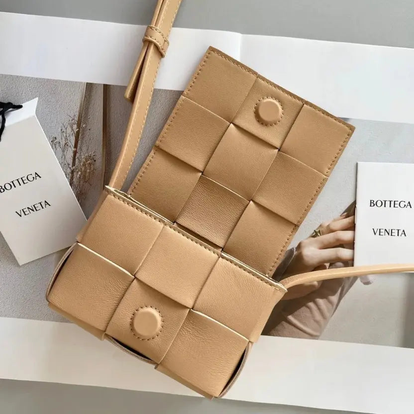 Boutique Quality || Bottega Veneta Candy Cassette Bag In Almond