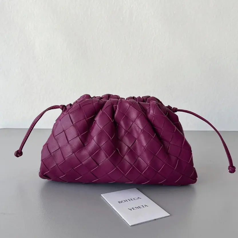 Boutique Quality || Bottega Veneta Mini Pouch with Strap Cinnabar