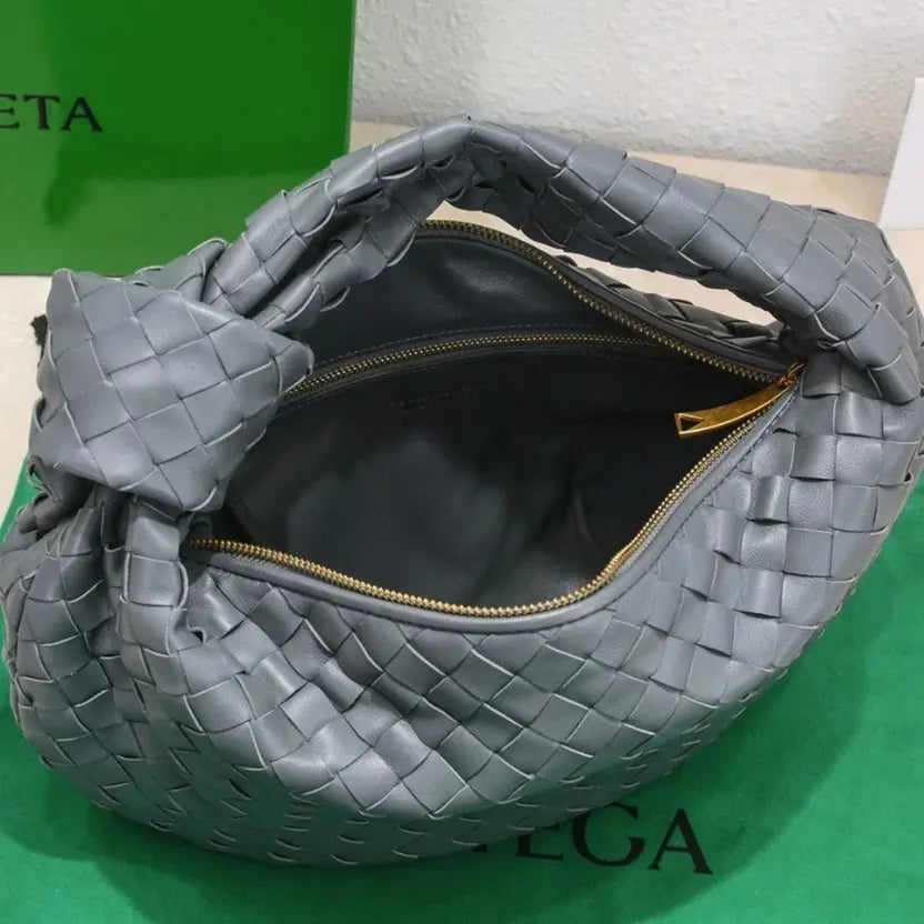 Boutique Quality || Bottega Veneta BV Jodie Teen Bag Thunder