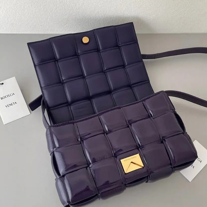 Boutique Quality || Bottega Veneta Padded Cassette Bag In Purple