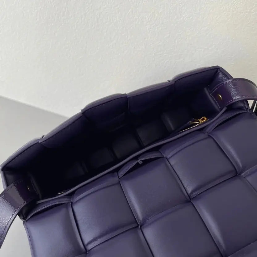 Boutique Quality || Bottega Veneta Padded Cassette Bag In Purple