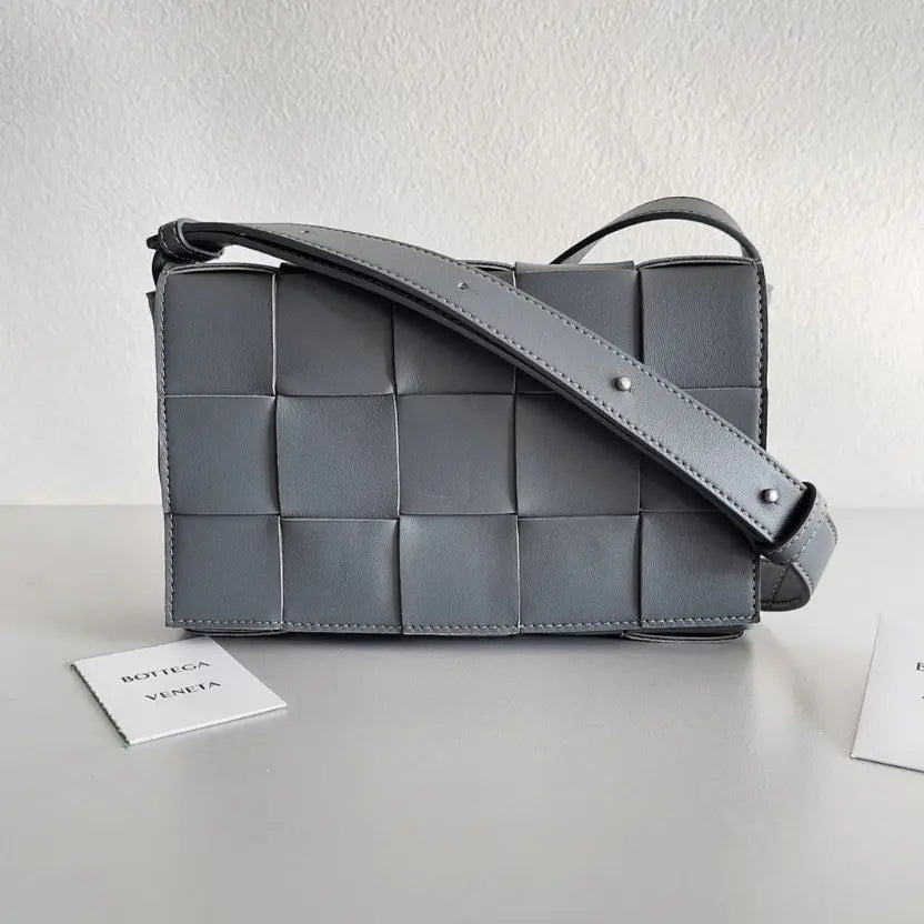 Boutique Quality || Bottega Veneta Cassett Bag In Thunder